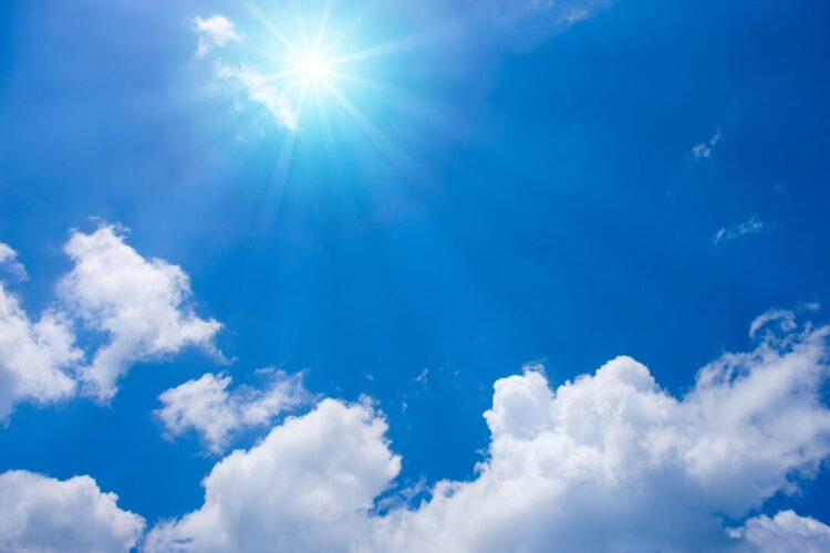 紫外線ダメージと内側ケア｜毎日の水分習慣で肌コンディションを整える
