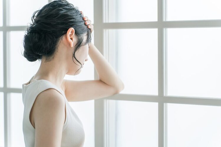 湿気と自律神経の関係とは？梅雨のだるさ対策と水分補給のポイント