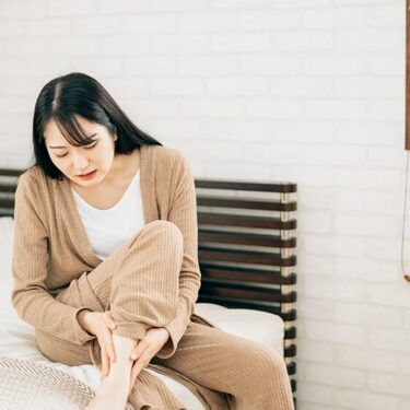梅雨のむくみ対策｜体が重い季節に見直したい生活習慣と水分補給